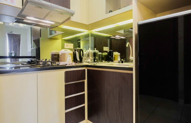 Luxurious and Comfy 2BR Cinere Bellevue Suites Apartment - Photo 9