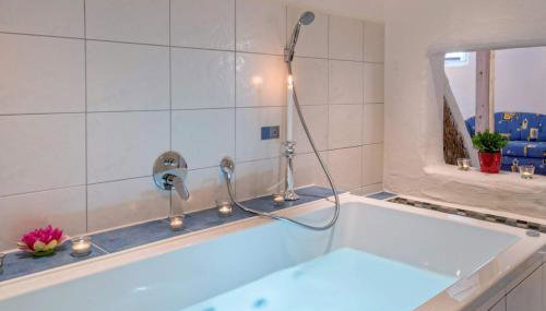 Landhaus Seewald: Große Sauna, Garten | See 5 Min. | 20 Personen - Foto 3