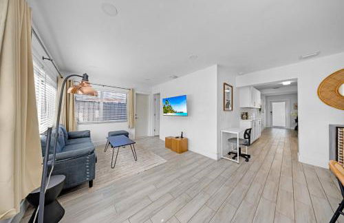 Spacious Fort Lauderdale Bungalow 10mins Airport & Beach Near Miami - Foto 4