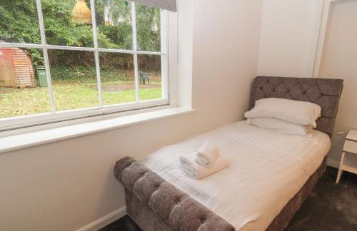 Memorial Building - Photo 76