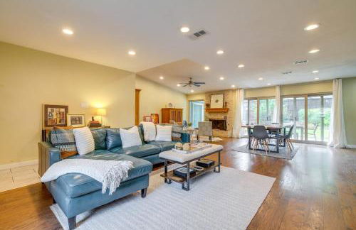 Austin Home Near Zilker Park with Yard Pets Allowed - Photo 2