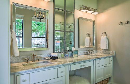 Beautiful Hill Country Cottage - Walk to Downtown! - Foto 18