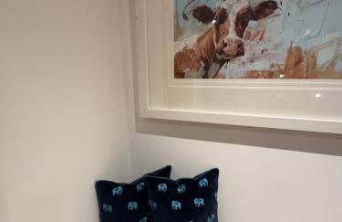 The Menagerie - Photo 20