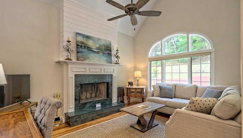 Chic Sky Valley Resort Home on Golf Course! - Foto 5