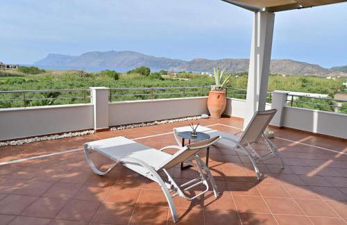 Elia Seaside Villa, Amazing 2-Story Eco Pool House! - Foto 68