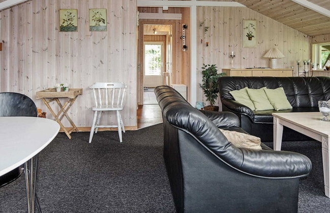 Alluring Holiday Home in Storvorde near Sea - Foto 6