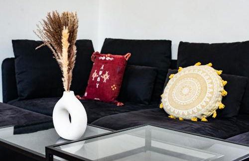 Le Ballanais - Parking - Netflix - Foto 15