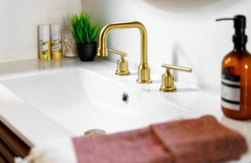 Jungle House Luxury Homes - Columbus Downtown Short North - Walk to Convention Center & Nationwide Arena - Sleeps up to 8 - Free Parking - Over 5,800 Five Stars - Foto 40