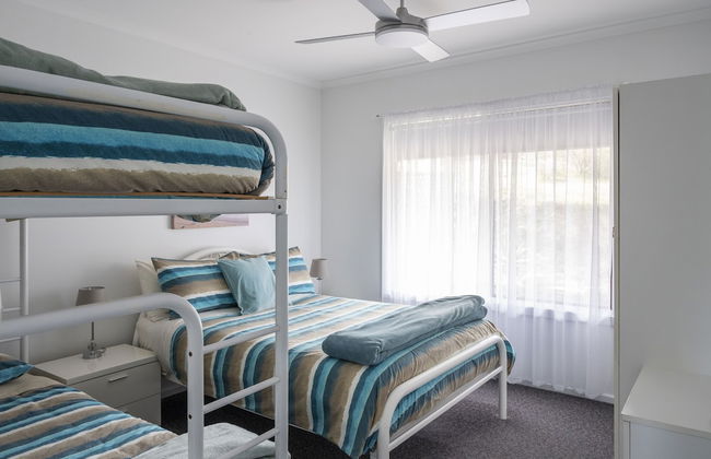 Emu Bay Holiday Homes - Photo 5