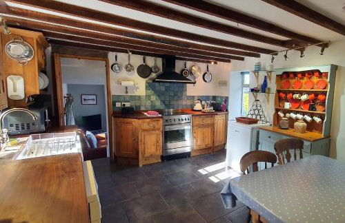 Westdale Cottage, Elton in the Peak District - Photo 4