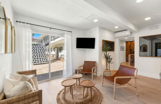 The Maya - Entire Hotel Buyout - Private Gym - Private Game Room - Private Living Area - Foto 43