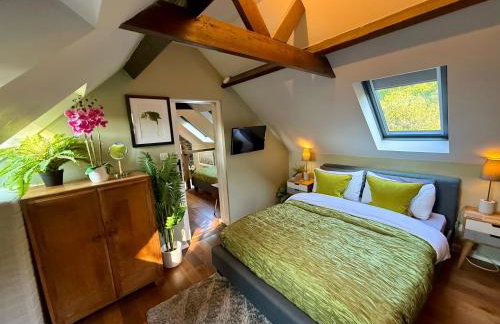 Sunridge Fishing Lodge with Hot Tub & Giant Cinema - Foto 14