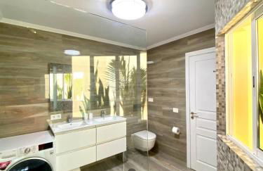 Panoramic view apartment with big terrace - Foto 19