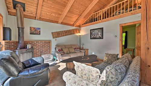 Remote Cabin with Fire Pit 3 Miles to Stowe Mtn! - Foto 4