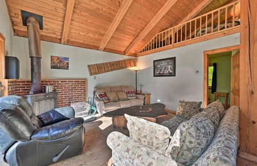 Remote Cabin with Fire Pit 3 Miles to Stowe Mtn! - Foto 4