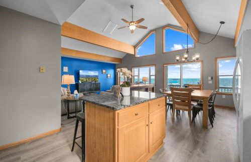 Sauna, Game Room, and Beach Front on Houghton Lake - Foto 31