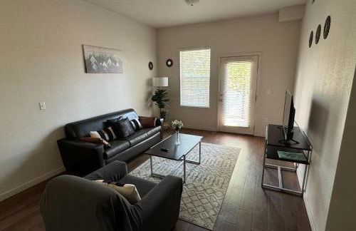 Private 2Bdrm Apartment Convenient to All - Foto 37