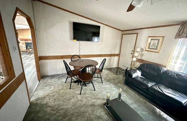 Secluded Lodge Farm Views 50 Acres Wifi - Foto 8