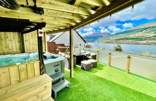 Amazing Alps and Loch views - HOT TUB and pet friendly - Foto 1