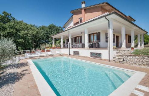 Lovely Home In Otricoli With Kitchen - Foto 1