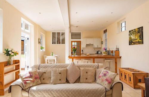 The Bothy - Charming home on a working farm - Photo 3