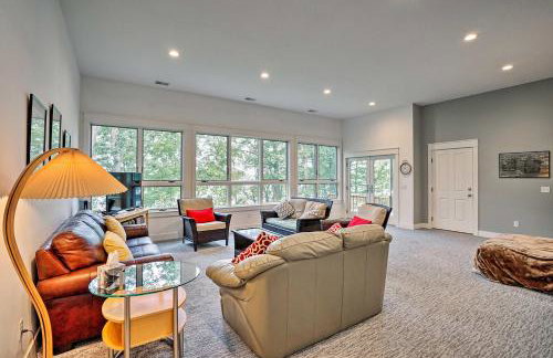 Grand Rapids Area Lakefront House with Dock - Foto 9