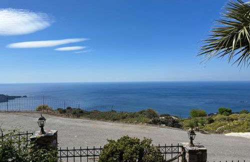 Seaview Villa Liandroy - Photo 20