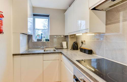 Perfect for workers, Fast WiFi, Parking - Foto 13