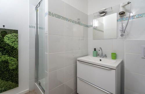 Maison Art Deco-5 salles de bains, 1 suite, piscine, clim, parking - Foto 46