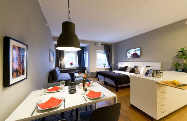 Optimal Apartments Skärholmen - Photo 1