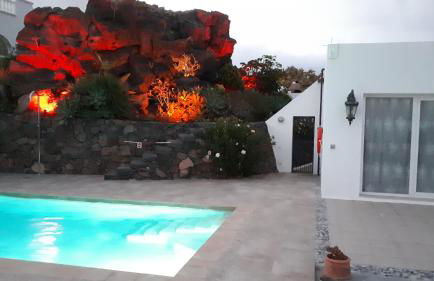 Villa Essence - a unique detached villa with A-C, heated private pool, hottub, gardens, patios and stunning views! - Photo 6