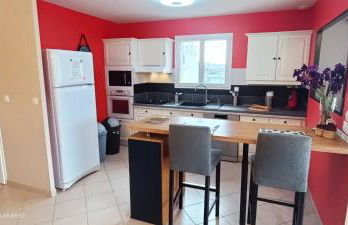 Gîte myosotis Piscine Privée 4 Chambres - Foto 20