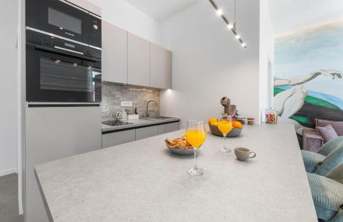 Adam and Cupid - Foto 7