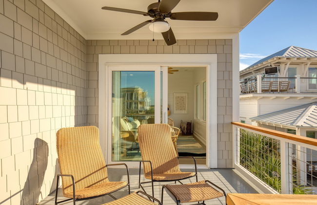 Ocean's Eye by Avantstay Beach Front Home w/ Roof Top, Pool & Putting Green! - Foto 45