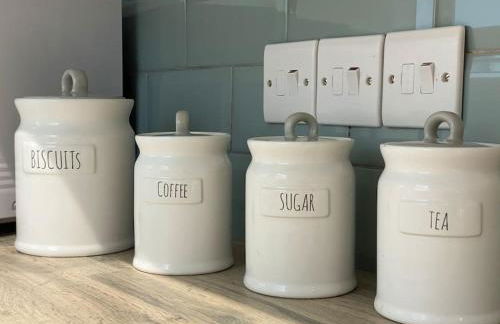 Lovely 1 bed flat 200 metres from beach - Foto 5