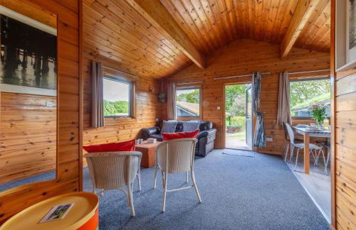 Chalet Lodge 2 - Hot Tub by Interhome - Foto 15