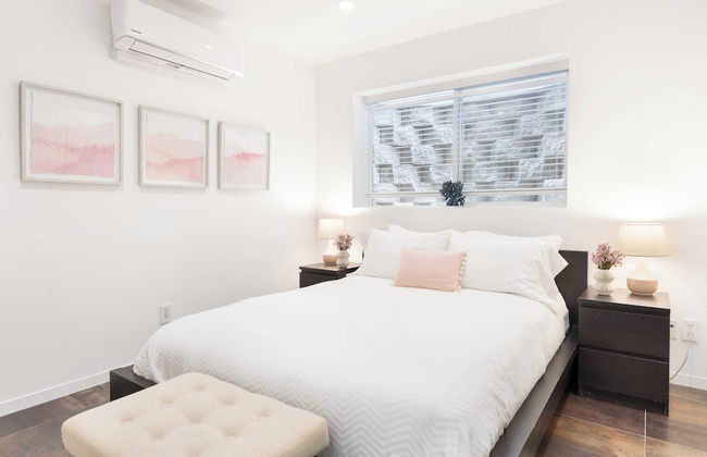 Steps to Beach+shops, Oceanview, Hot Tub+firepit Moonlight Modern by Avantstay - Foto 25