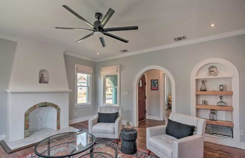 Historic Home with Yard Near St Marys Strip! - Foto 4