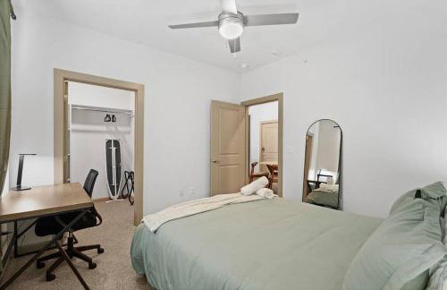 Luxe 2B/2B Getaway - Pool, Gym, Garage, Pet Wash - Foto 31