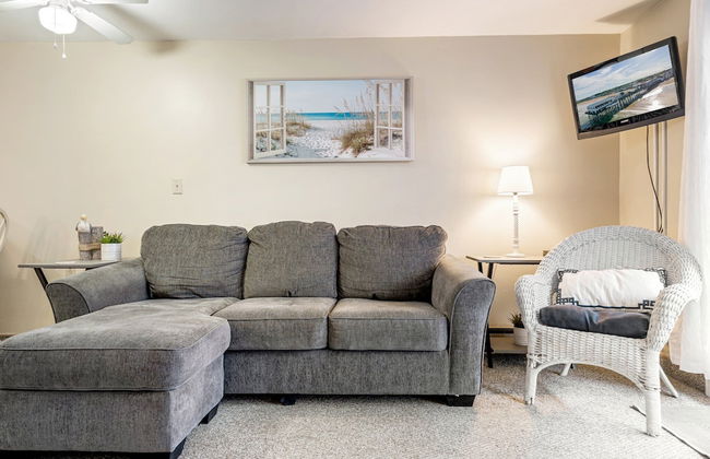 All is Wells Incredible Location! Walk to Beach - Photo 15