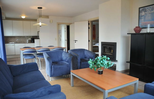 Apt w/ Fireplace & Garden - Photo 29