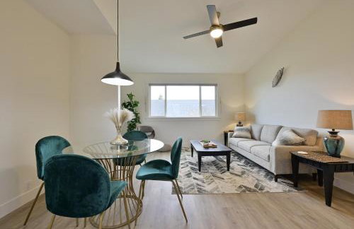 Modern Upstairs Loft - Newly Renovated! - Foto 4