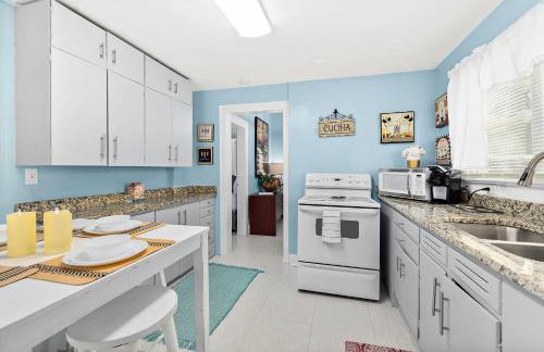 Casa Maria 2- Charming, Quaint Apt Next to Everything Downtown! - Foto 9