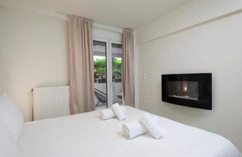 Mystique One Bedroom Apartment by BluPine - Photo 14