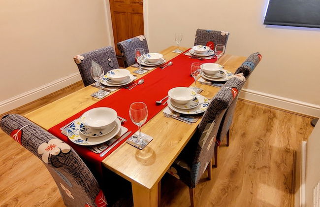 Rhubarb Terrace on the Coast - Sleeps 1-6 - Photo 16