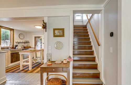 Spacious Vintage Gem with Sunroom in Manistee! - Foto 25