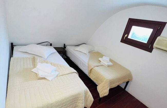 Birds Villa Apartments with Heated Pool - Including Car and Breakfast - Foto 45