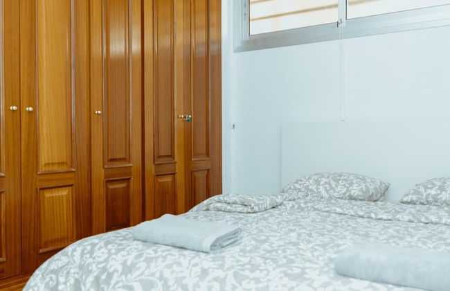 Seaview Splendor 2 Bedroom Modern Comfort - Photo 8