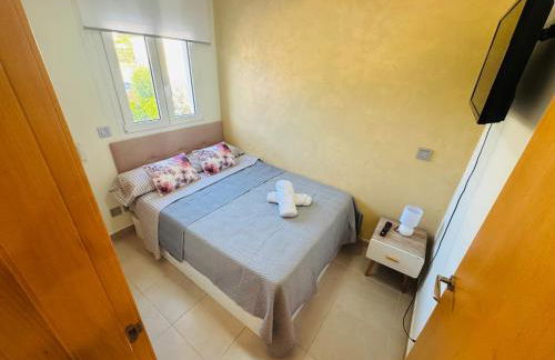 Calpe Casa adosada entorno playa y montaña tranquilidad relax jacuzzi piscina wifi aire jardin barbacoa y parking - Foto 22