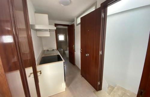 Apt 100 meters from the sea top floor with private terrace - Foto 22